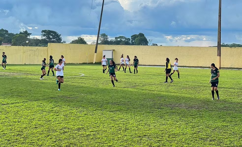 Abertura do Campeonato Cruzeirense de futebol da primeira e